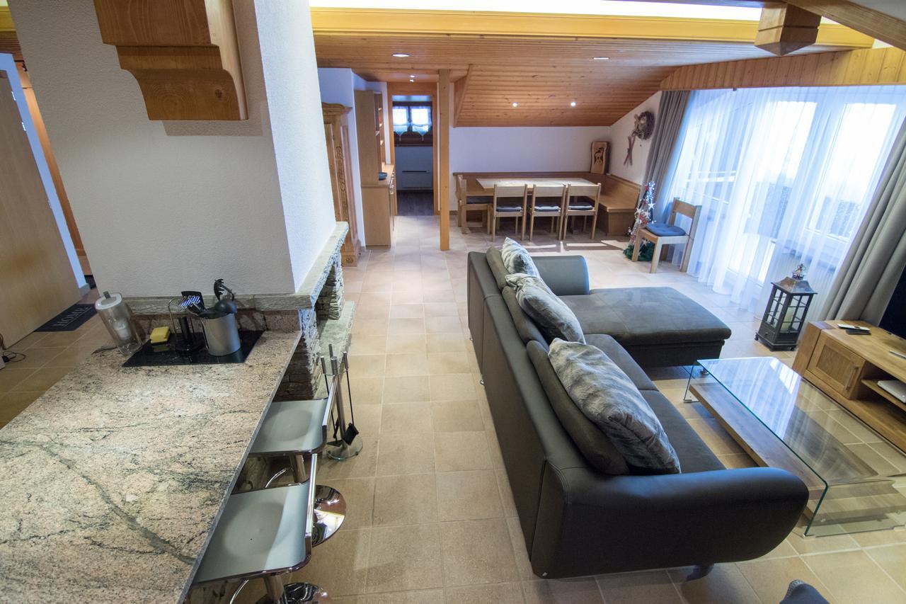 סאס פה Sonnhuesli Dachwohnung מראה חיצוני תמונה